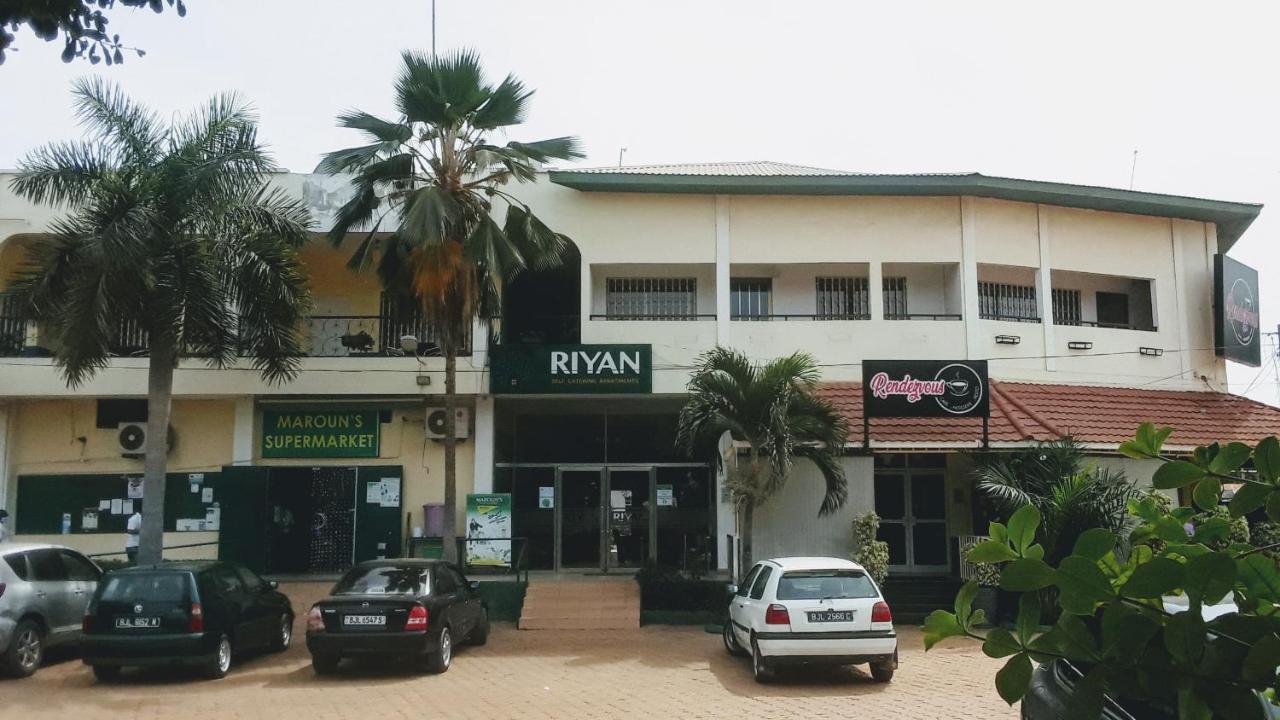 Riyan Apartment Kololi Exteriér fotografie